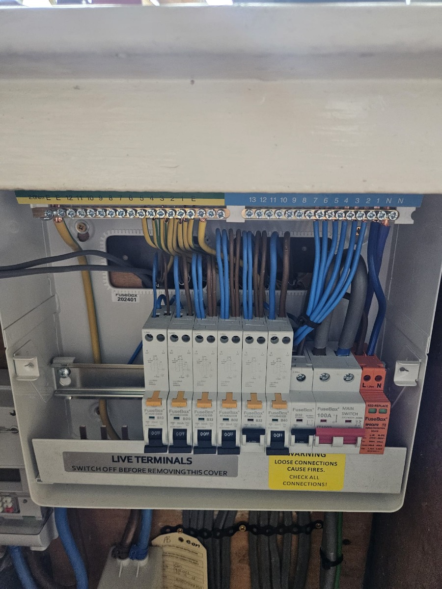 Electrician: Image 30